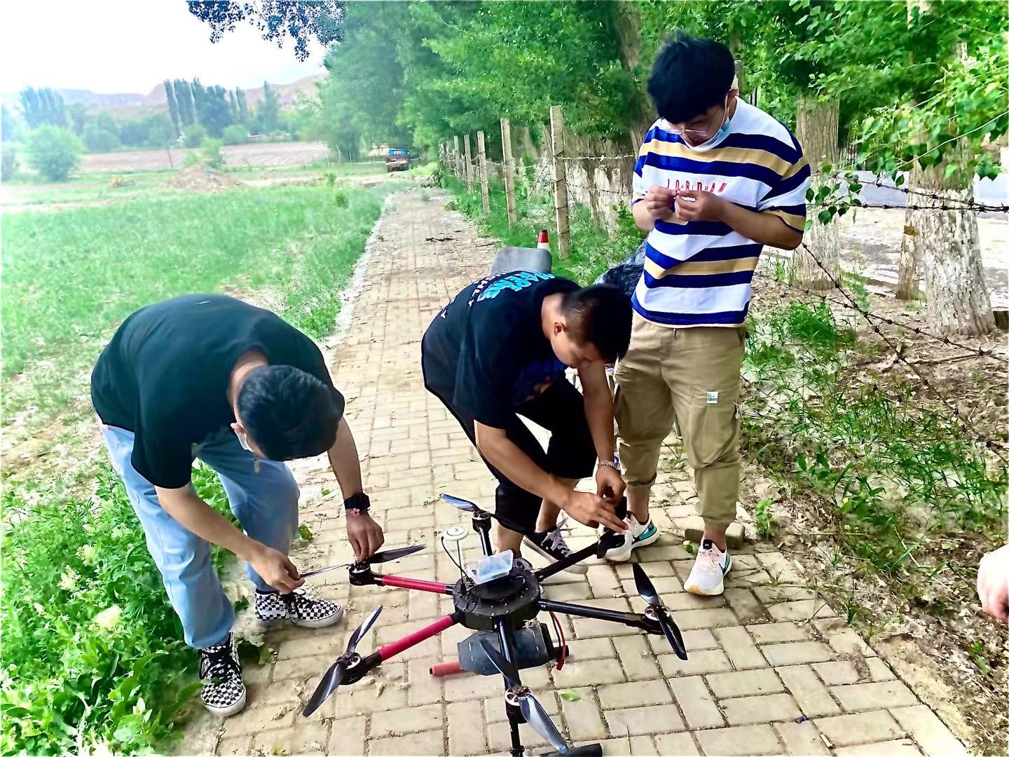 新疆電信無(wú)線(xiàn)通信局